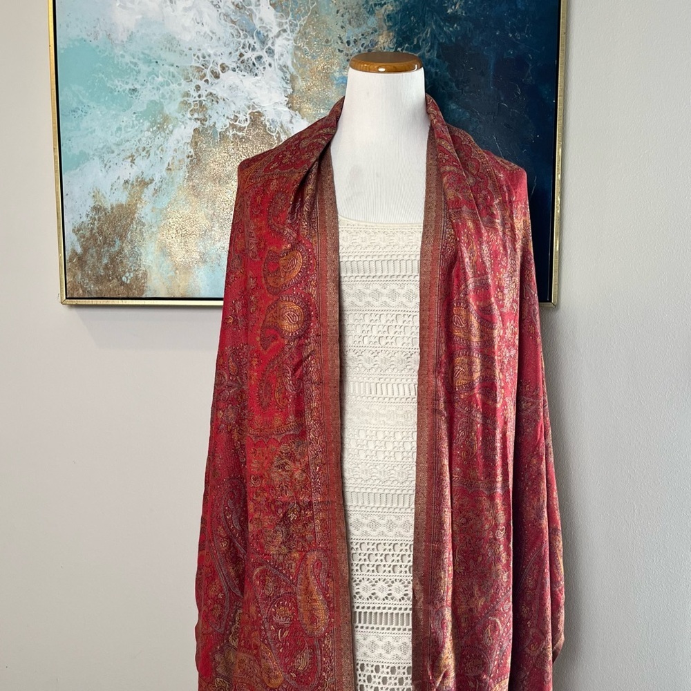 Paisley Pashmina with Fringe - Picture 3 of 6